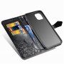 Pokrowiec flip z reliefem mandali i ornamentów do iPhone 11 - czarny