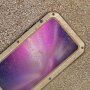 Super odporny pokrowiec z metalu, silikonu i szkła hartowanego dla iPhone 11 Pro - złoty