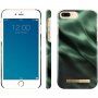 iDeal of Sweden etui z satynowym wzorem do iPhone 6S Plus / 7 Plus / 8 Plus - szmaragdowo-zielone