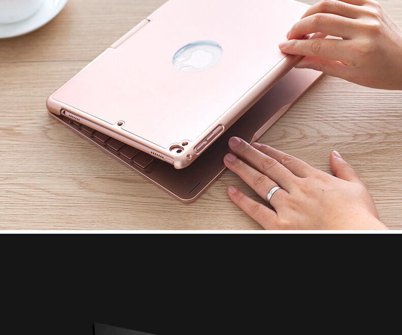 Obrotowe etui z klawiaturą dla iPad 9,7