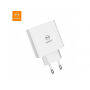 MCDODO ładowarka z trzema portami USB i wyświetlaczem cyfrowym dla Apple iPhone / iPad / iPod - biała