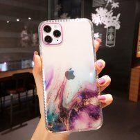Przezroczyste etui odporne na wstrząsy ze wzorem marmuru do iPhone 12 Pro Max - fioletowy