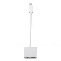 Redukcja z lightning i jack 3.5 złączem do ładowania i jednoczesnego słuchania muzyki dla iPhone - biała