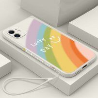 Etui silikonowe "Lucky Day" z pętlą do iPhone 11 Pro Max - beżowe