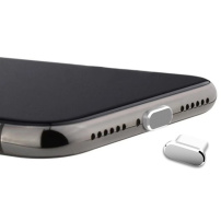 Osłona przeciwpyłowa złącza USB-C do urządzeń Apple - srebrna