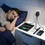 USAMS CC334 GaN uniwersalna ładowarka podróżna z portami 3x USB-C / USB-A i wysuwanymi wtyczkami - 100 - czarny