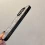 Przezroczyste etui ze wzorem świątecznych pierniczków do iPhone 15 Pro Max - brązowe