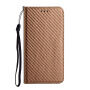 Etui zamykane ze wzorem włókna węglowego do iPhone 17 Pro / 18 Pro - brązowe