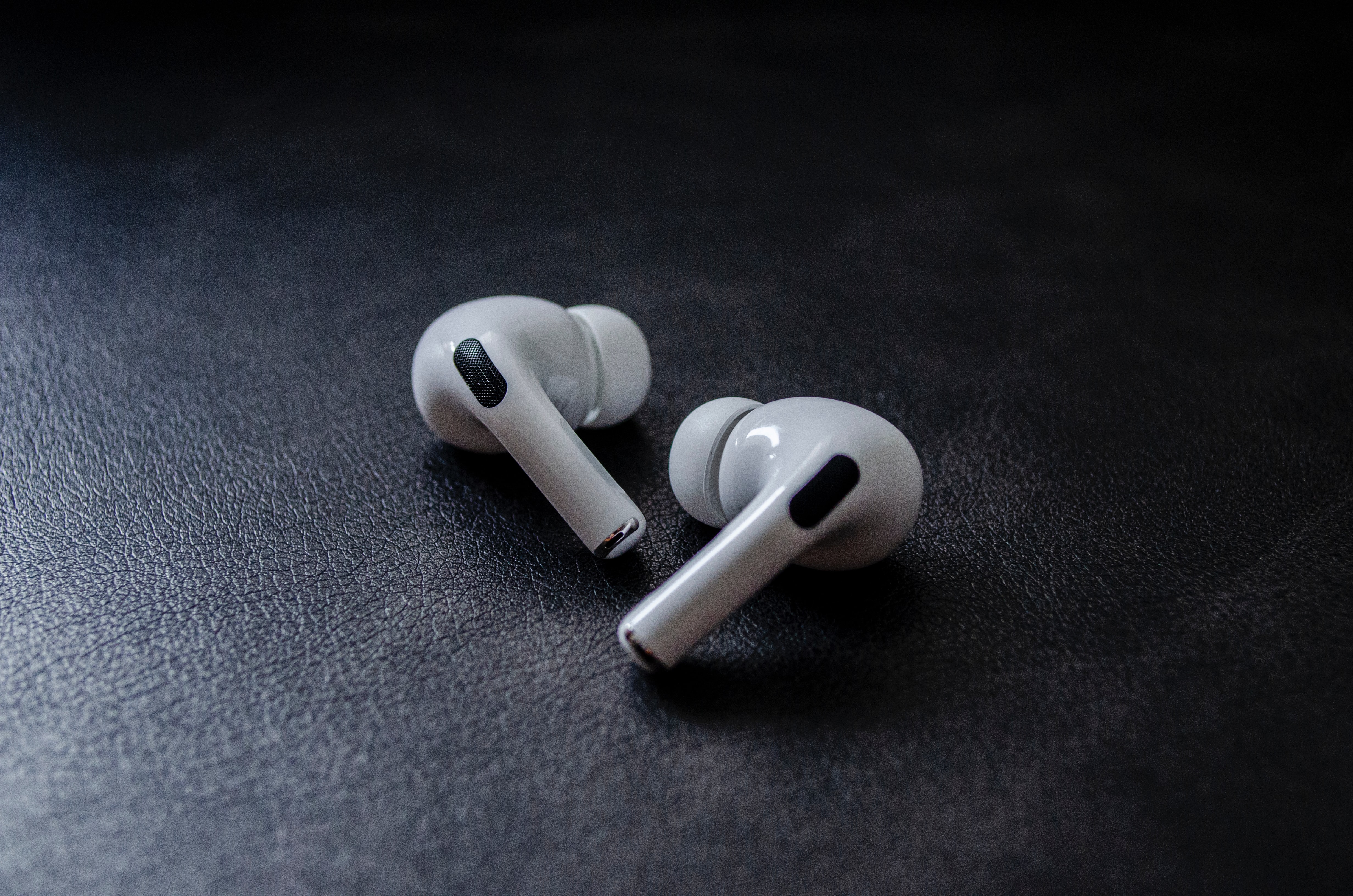 Program serwisowania AirPods Pro – wymiana słuchawek Apple