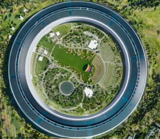 Apple może uzyskać zwolnienie z&nbsp;surowych amerykańskich ceł. Co to oznacza dla cen iPhone’ów?